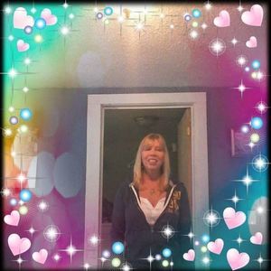 Meet your Posher, Laurie